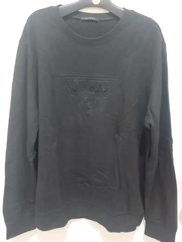 Sale Sweater CN Branded Merk GUESS ori size L fit XL Mantap Terbaru