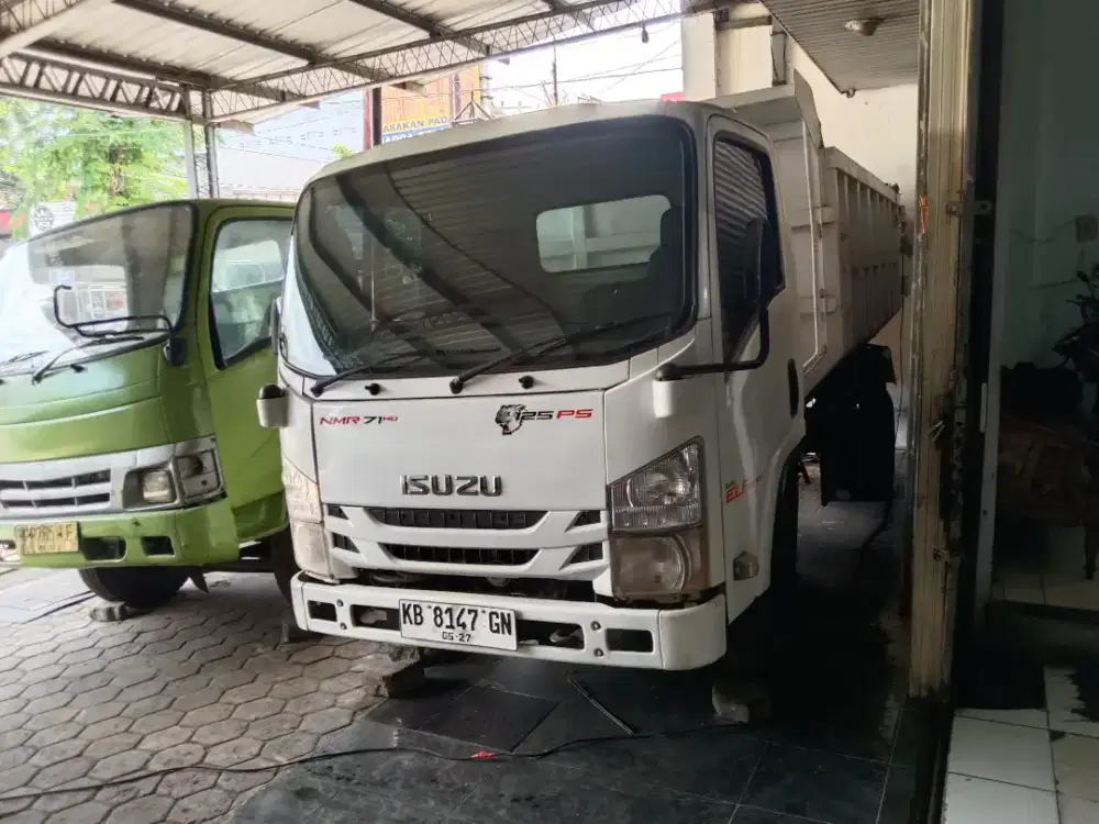 Isuzu Elf NMR71HD Dump 2022