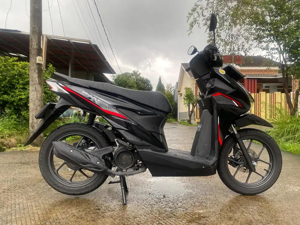 58@:DP:1,300RB B DEPOK NEW BEAT CW SPORTY ESP PLUS