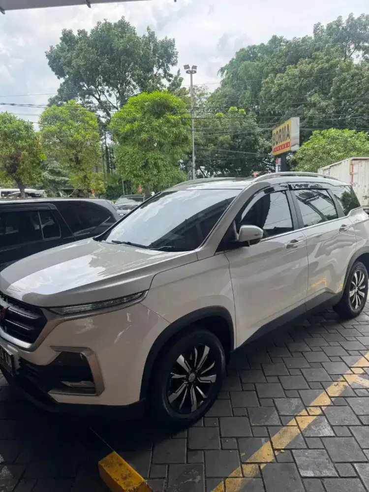 Wuling Almaz EX 7 Seat Panoramic