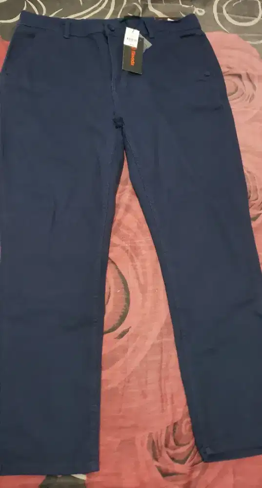 Dijual cepat celana soft jeans Nevada