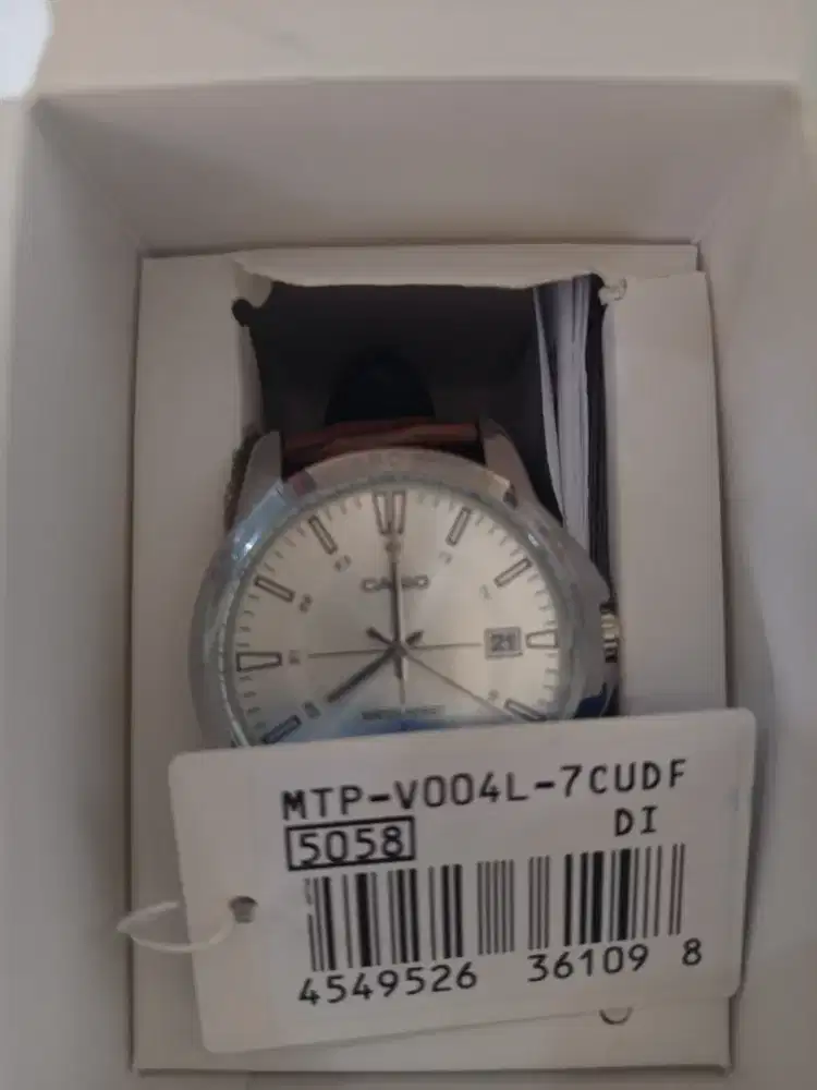 Jam tangan CASIO V004L-7CUDF