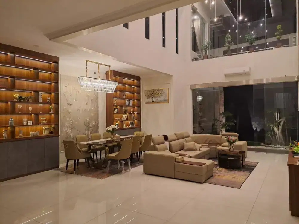 DIJUAL RUMAH MEWAH 2 LANTAI – PADALASARI, SETIABUDI, LEDENG