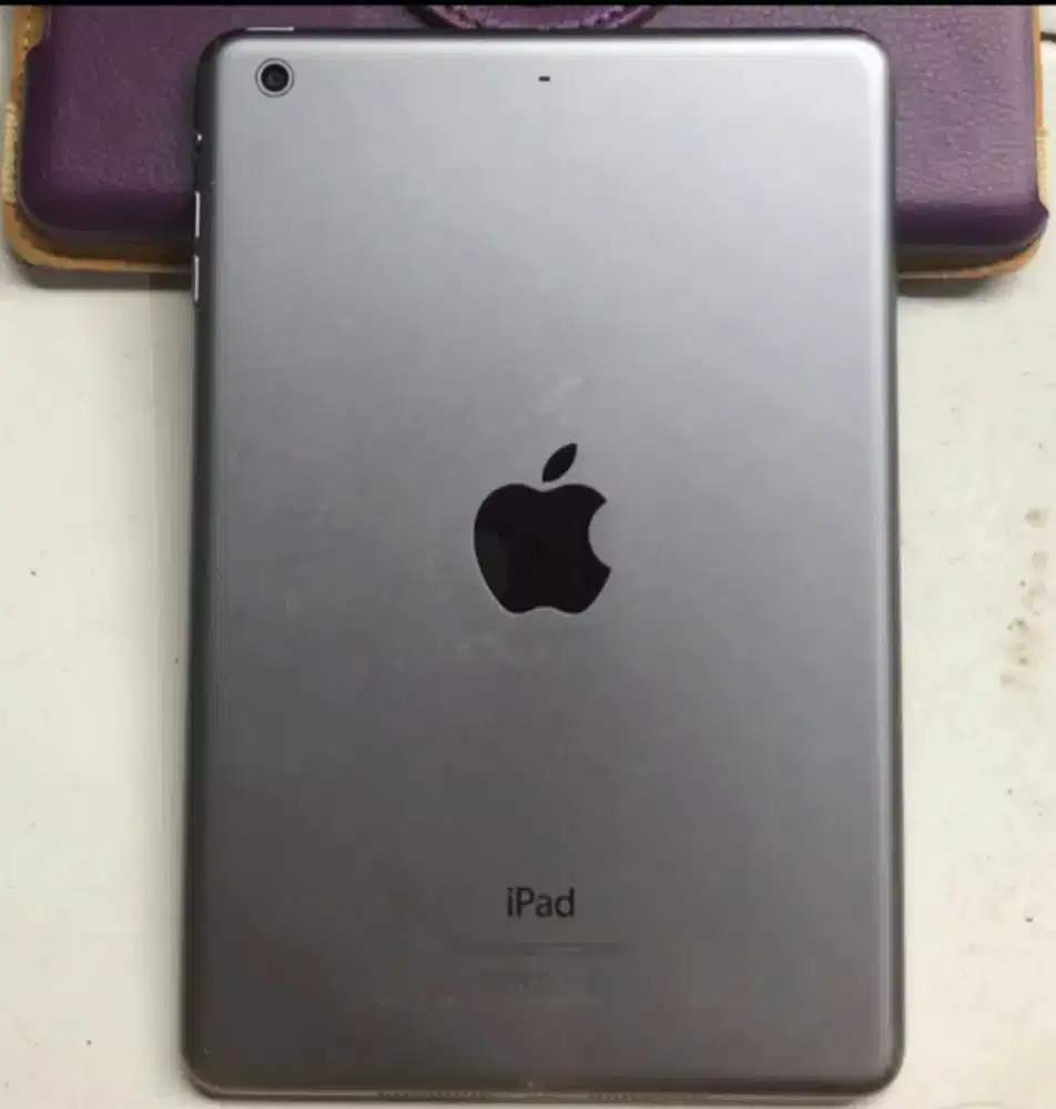 Ipad mini 2 32gb mulus layar gede