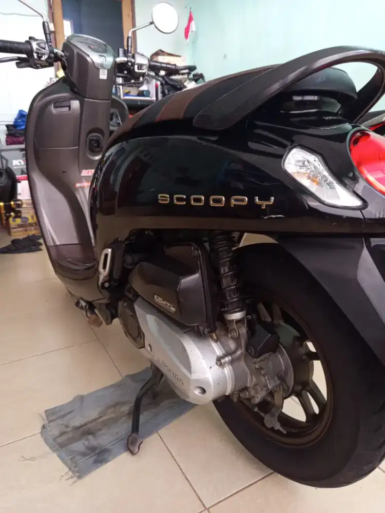 SCOOPY PRASTIGE 2022