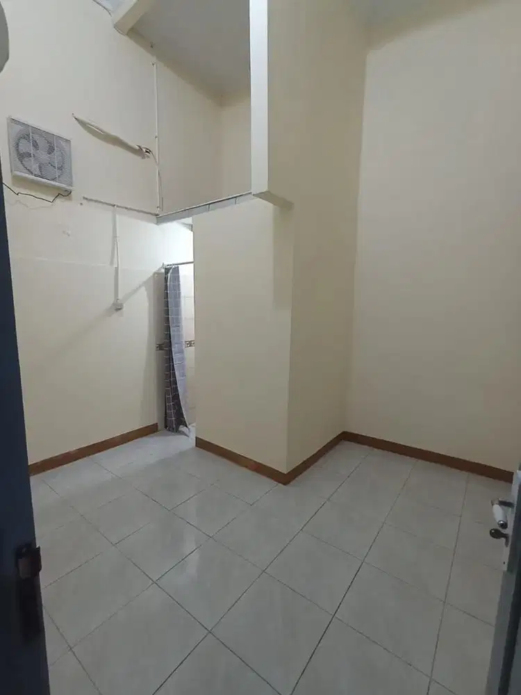 Kost Sunter Agung dekat JIS