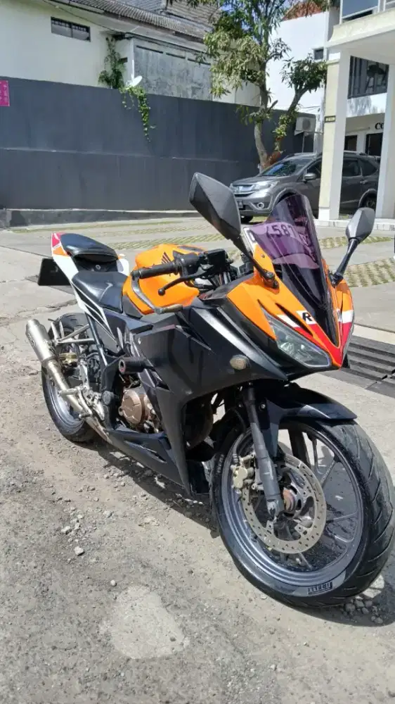 CBR 150 Repsol 2018 ori mulus siap pakai