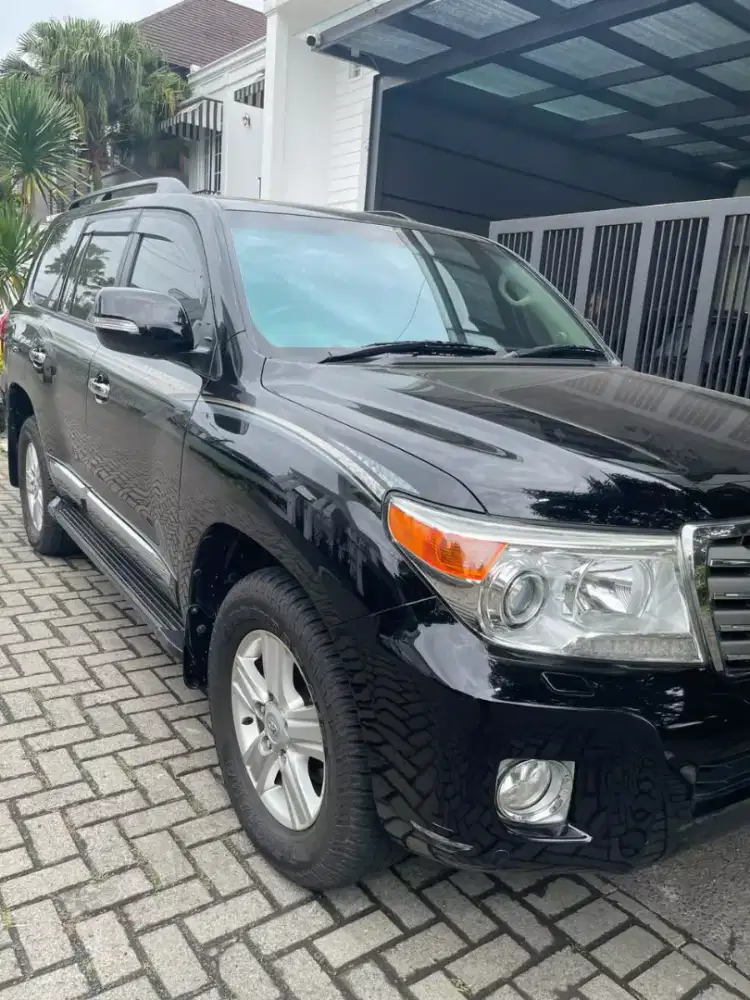 Land cruiser atpm 2012 Landcruiser pribadi cocok liburan