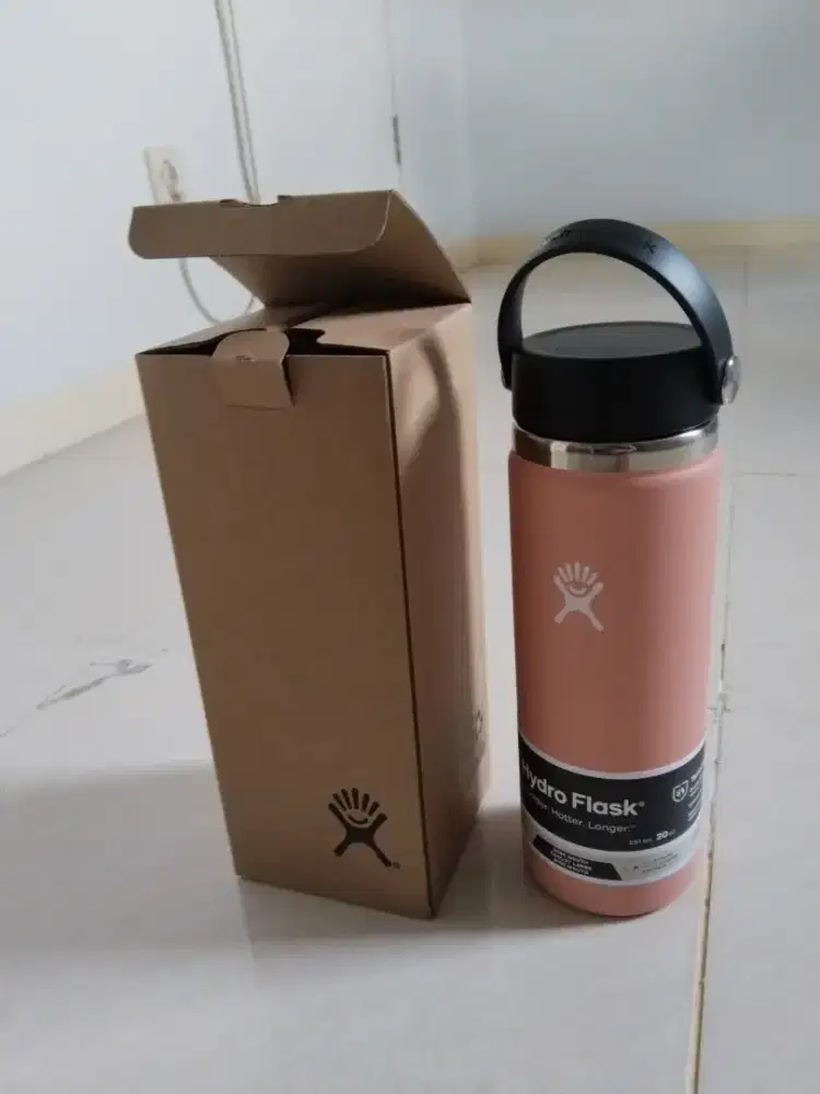 Tumbler original hydro flask wide mouth flex cap 20 oz - grapefruit