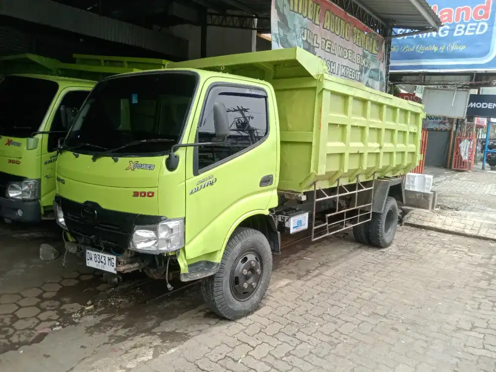 Hino Dutro 136HD Dump 2022