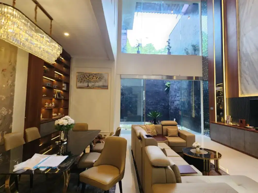 Harga di Bawah pasaran Rumah Mewah Furnished di Jalan Pada Lestari Setiabudi Bandung