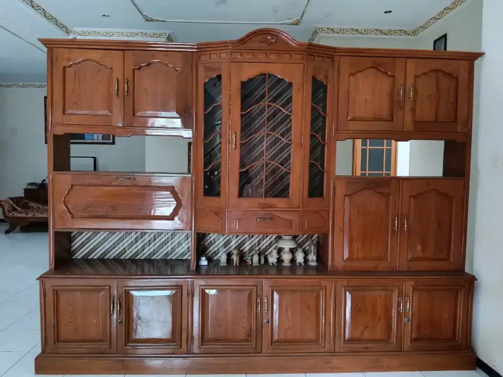 di jual cepat dan murah bufet  jati