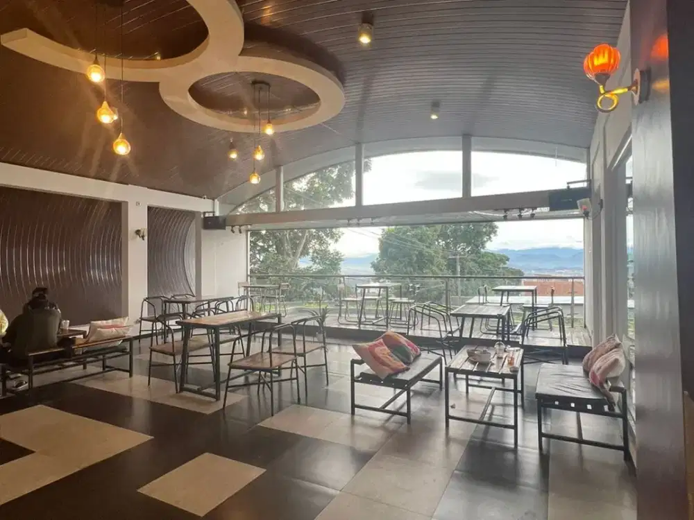 RUANG USAHA BAGUS STRATEGIS COCOK UNTUK CAFE SIAP PAKAI DI KOLONEL MASTURI CIMAHI