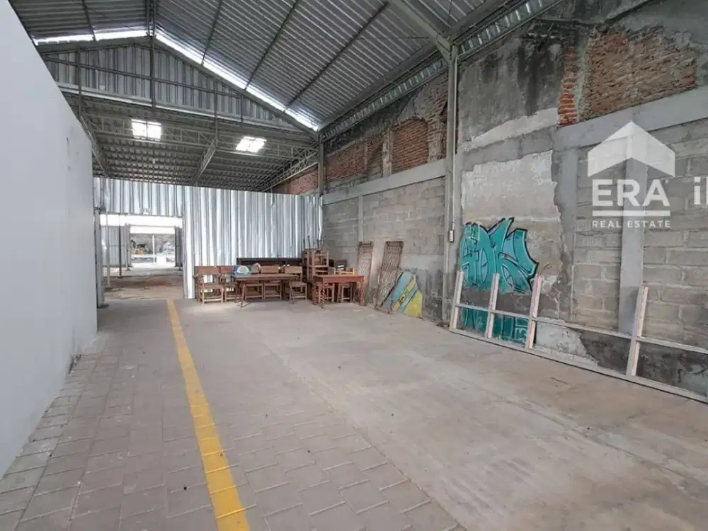 GUDANG DISEWAKAN DI JOGJA DEKAT PASAR GIWANGAN