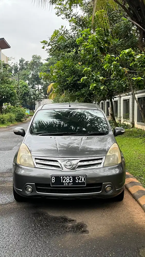 DIJUAL GRAND LIVINA XV ULTIMATE AT  2012