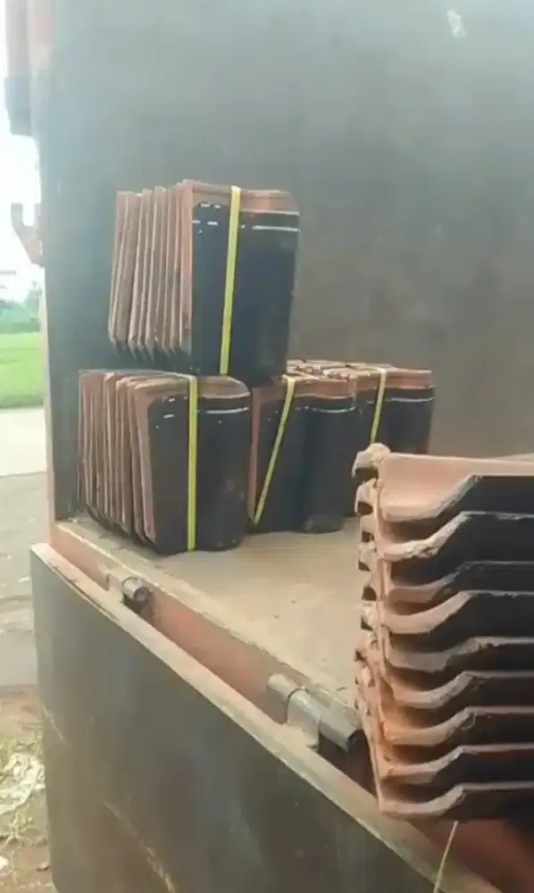 Genteng marando glasur Jatiwangi