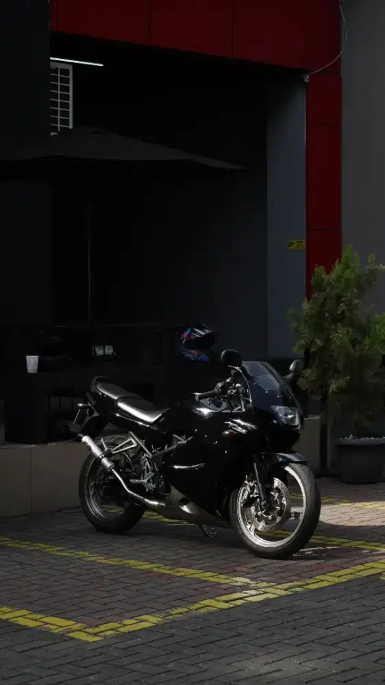 Kawasaki Ninja RR Old