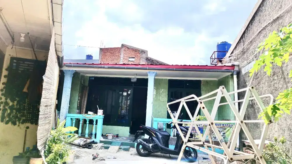 DIJUAL RUMAH UTAMA & 2 KONTRAKAN