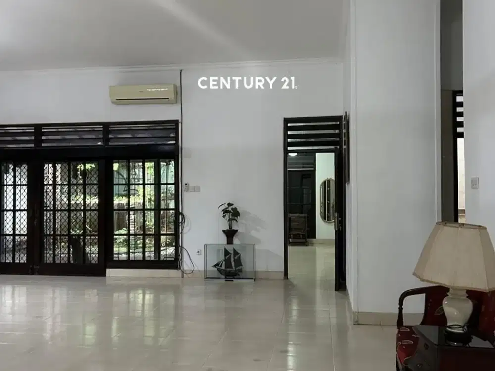 Rumah Rapih Siap Huni Di Jakarta Selatan GK 17836