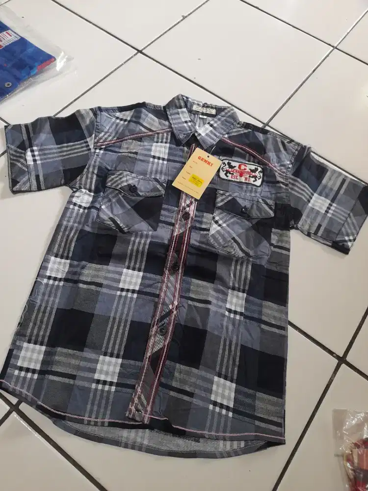 Kemeja anak 20 ribu aja