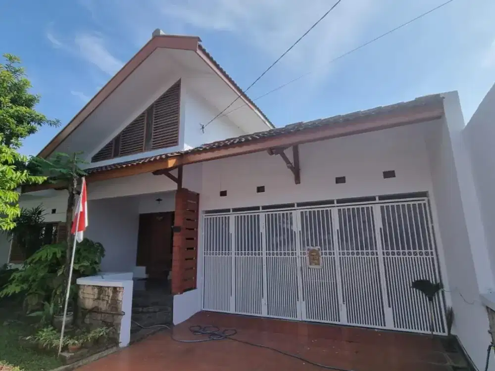 Dijual Rumah di kawasan Komplek Batu Indah, Buah Batu, Batununggal dan Kelurahan Kujangsari, Bandung Kidul.