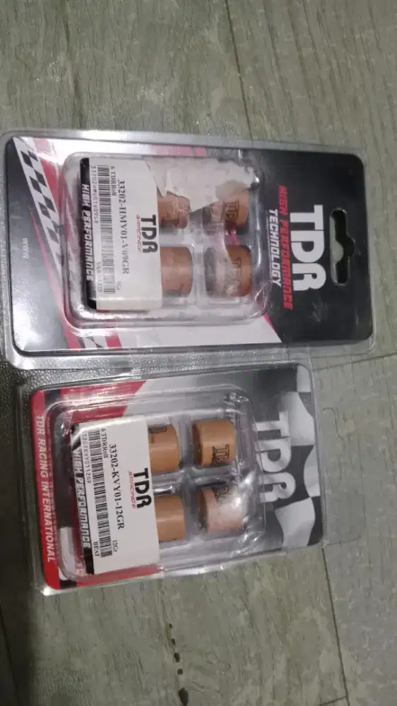 Dijual cepat roller TDR ASLI ada 2 set utk vario dl dn beat scoppy dll