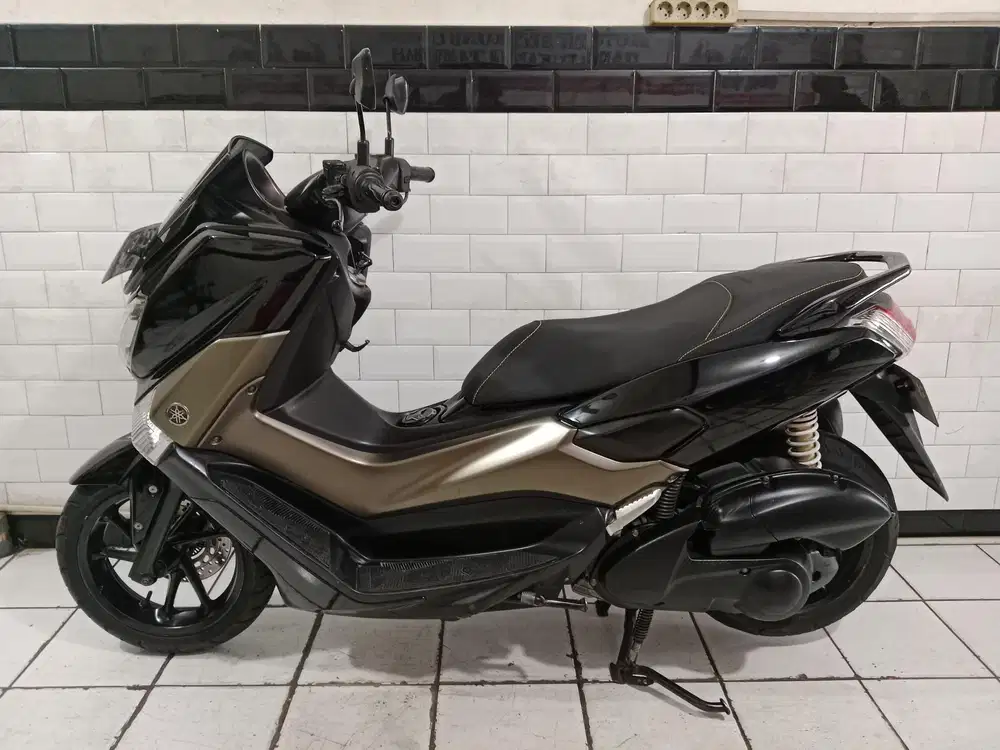 Yamaha nmax old tahun 2017 cakep