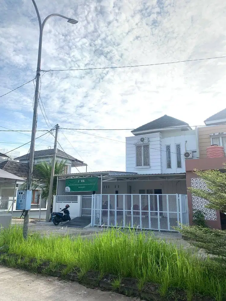 Dijual Rumah Murah 2 Lantai dan Funiture di Balikpapan Regency