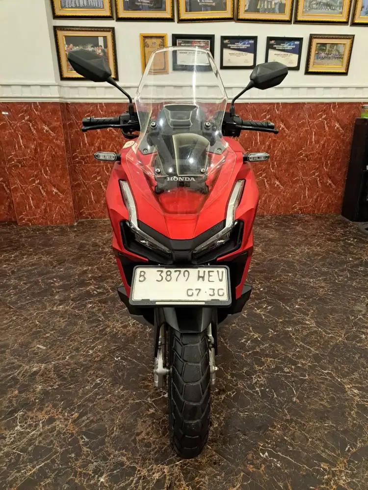 HUH IMA DP PROMO ADV 160 ABS 2025 LIKE NEW GARANSI MESIN FREE SERVIS