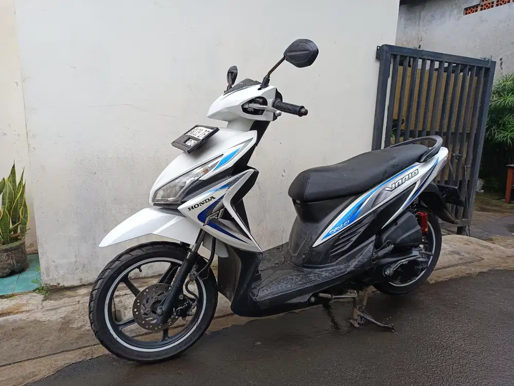 Di jual cepat vario Agnes 2014 siap gas
