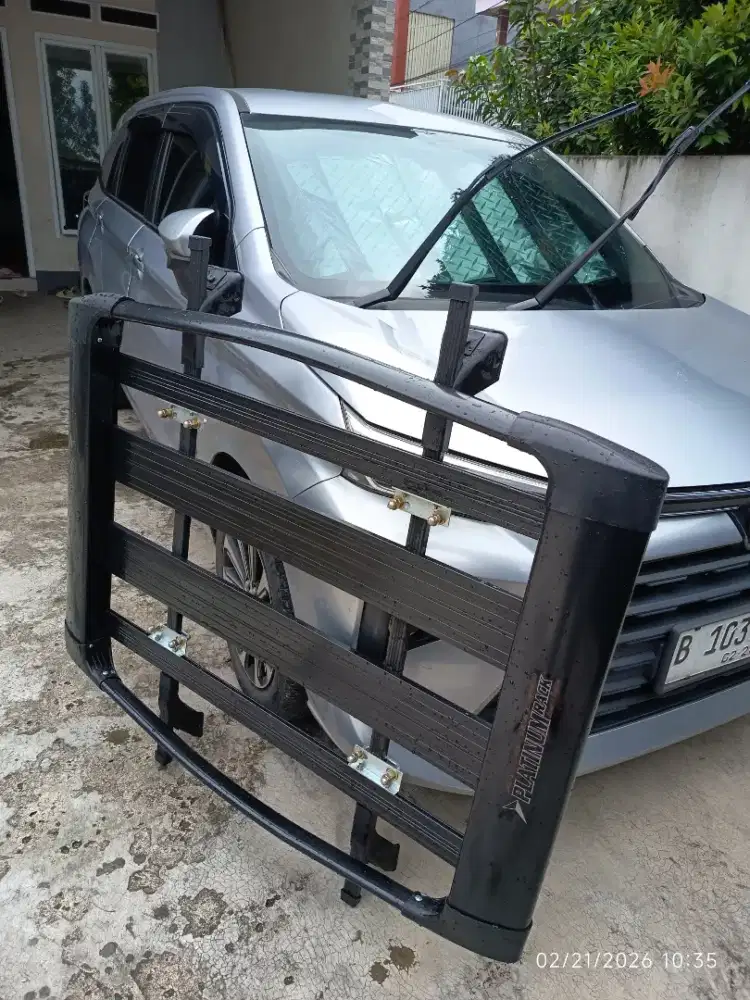 Crossbar + roof rack + roof bag