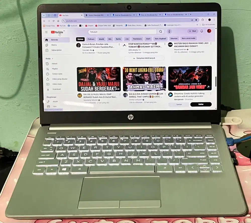 Laptop HP 14S RAM 8gb SSD 256gb Keyboard Backlite