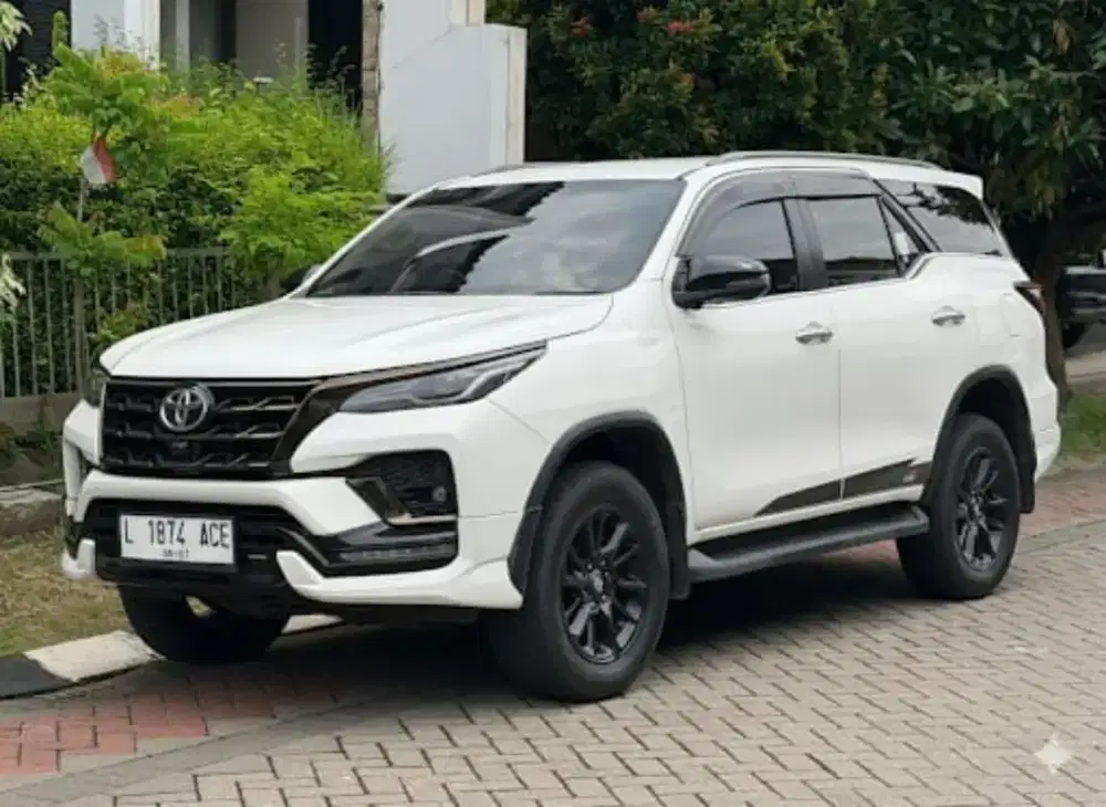 Fortuner GR 2.8 At