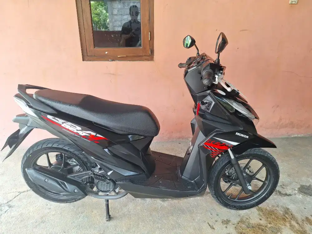 Beat 2022 akhir low km bisa cash/kredit syariah TERMURAH