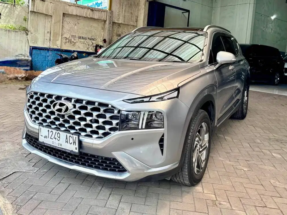 Hyundai Santa FE 2.2 Signature 2022 .MULUS SPRTI BARU