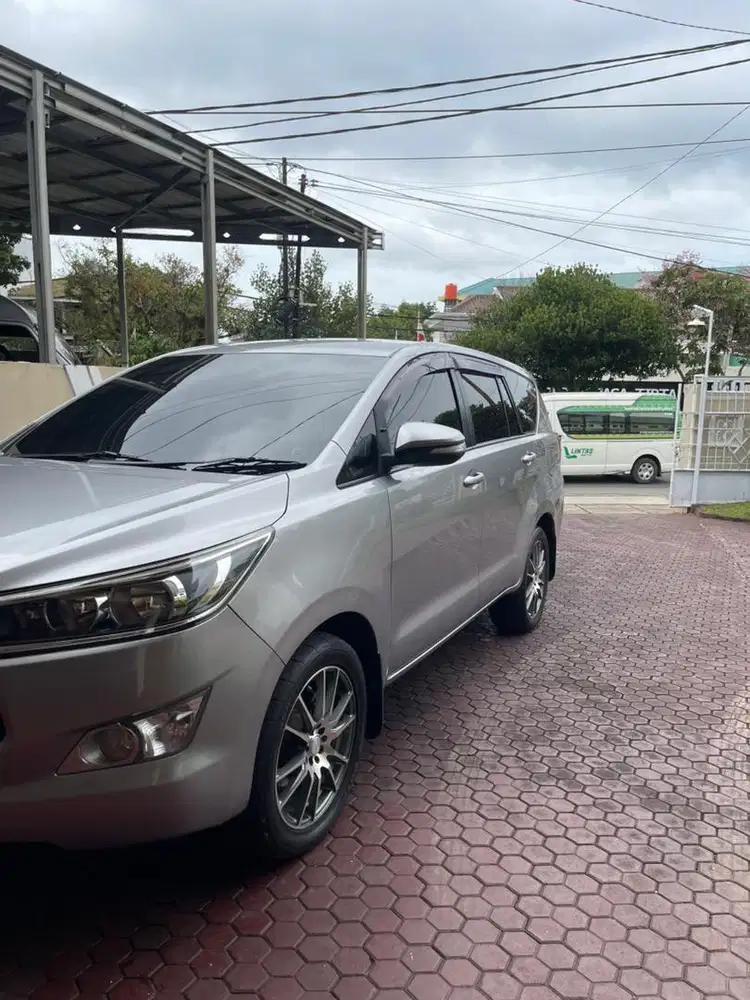Innova Diesel G matic , Silver, an Pribadi, BE , Mobil Siap pakai