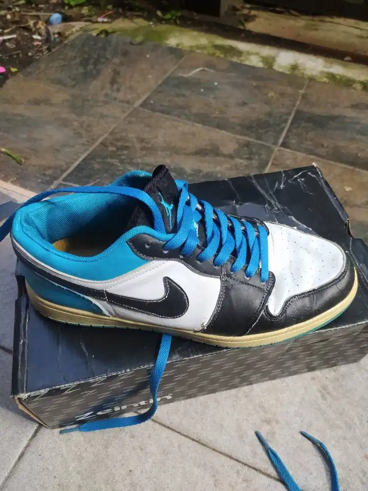 Sepatu Bekas Layak Pakai Ukuran 42