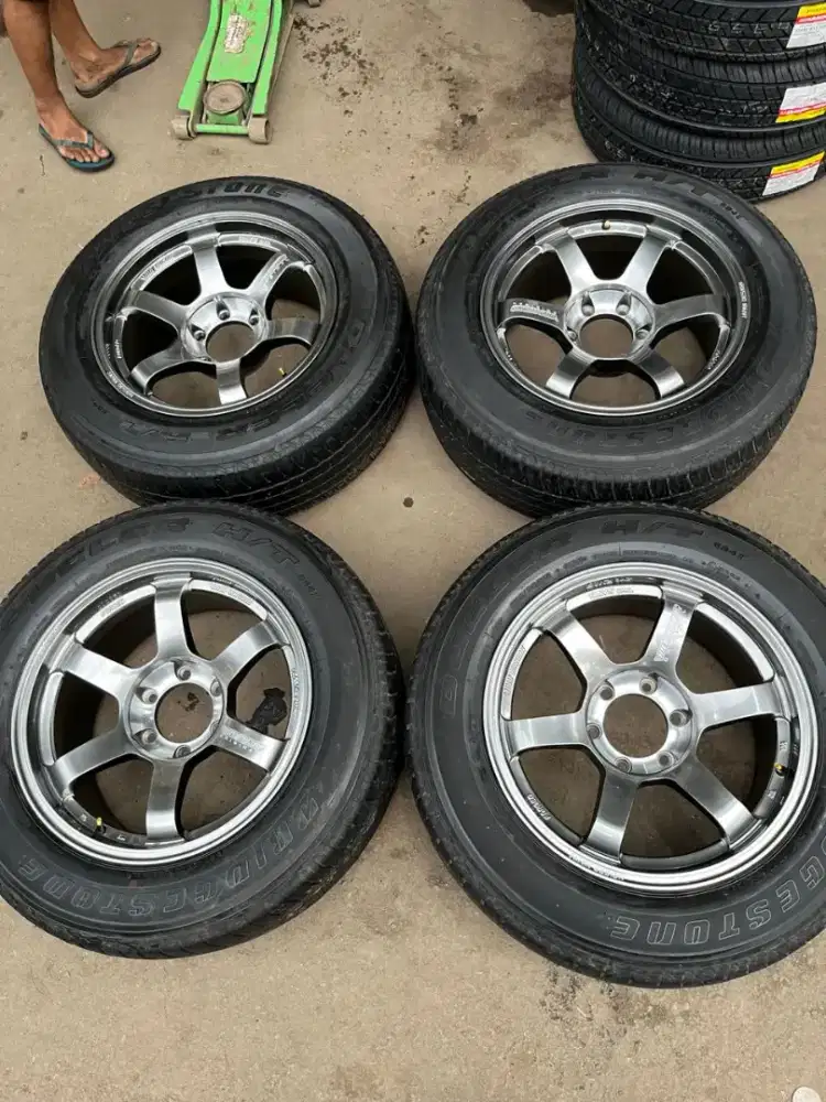 Velg te37 ring 18 lebar 9 pcd 6x139,7 ET 0 ban 265/60 R18 Fortuner dll