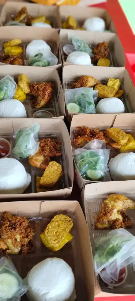 Ayam Bakar dan Ayam Serundeng