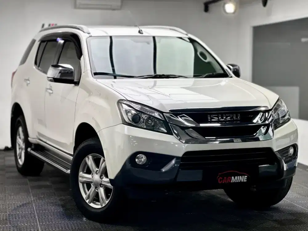 Isuzu MU-X 2.5L VGS Turbo 4x2