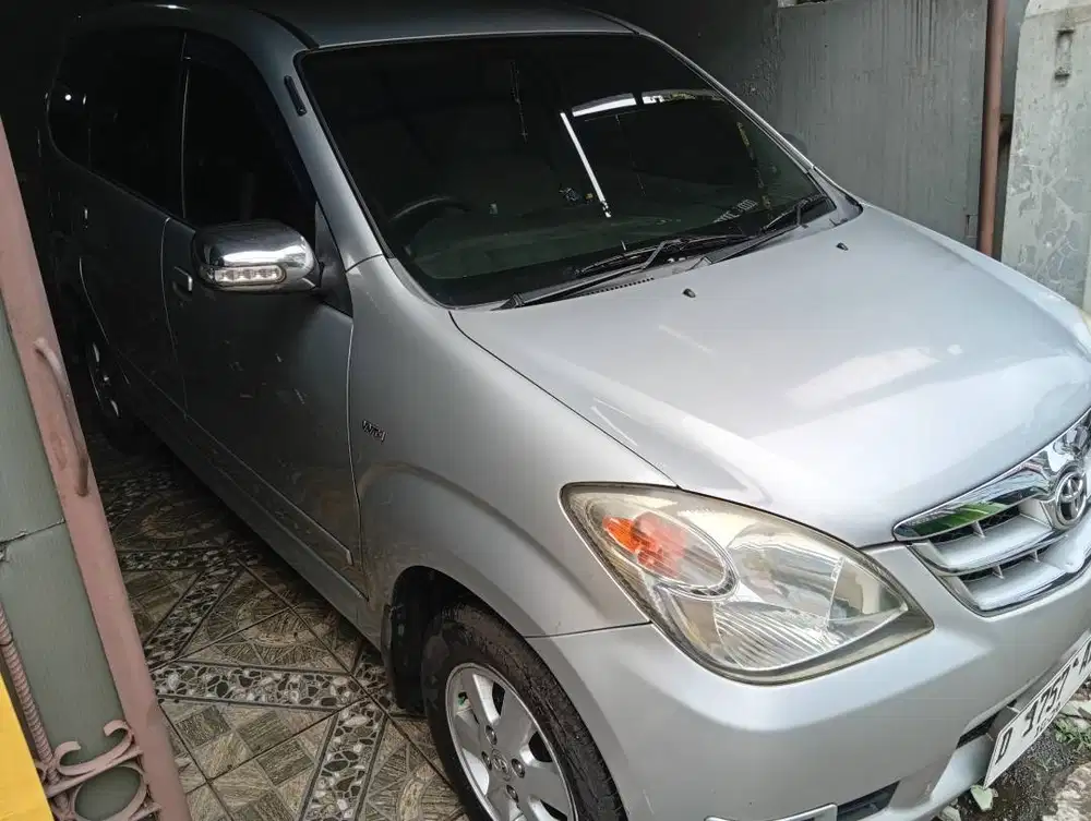 Avanza G AT 2010