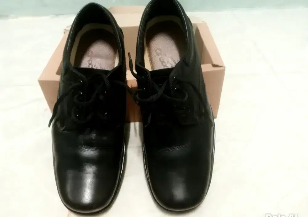 Pantofel ukuran 41 bagus