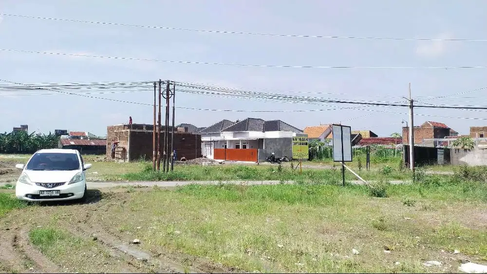 Kavling Tanah Strategis Belakang Luwes Gentan.