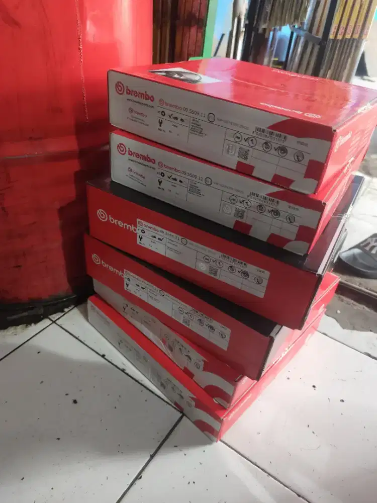 BUTUH ADMIN BENGKEL DAN MEKANIK MOBIL