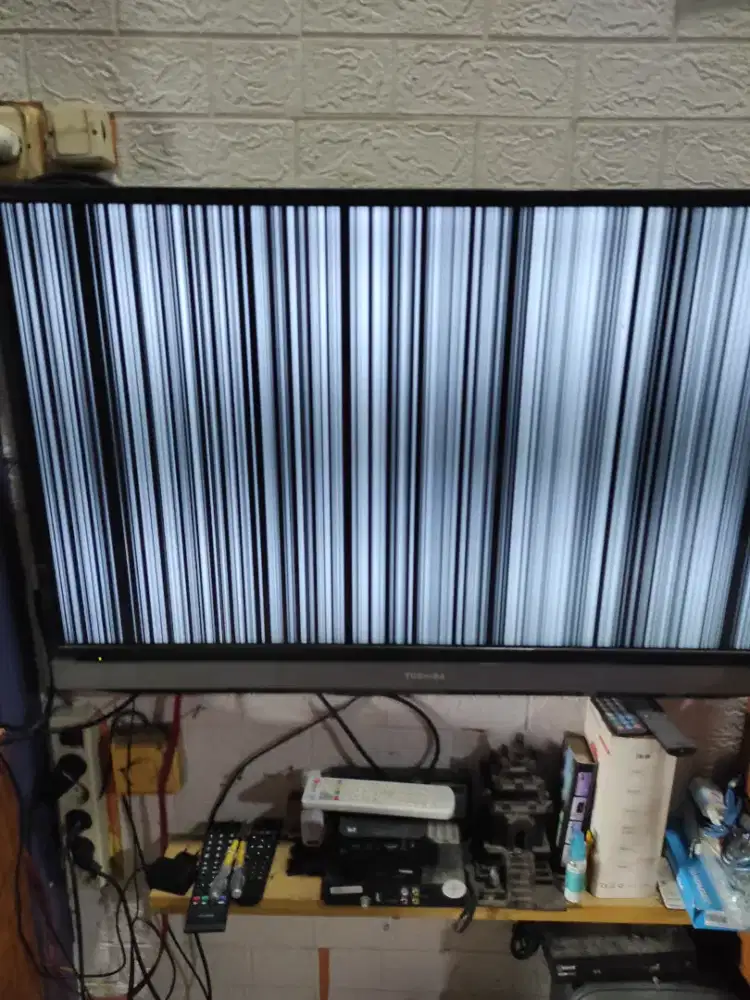 Dijual TV Toshiba 40 inch