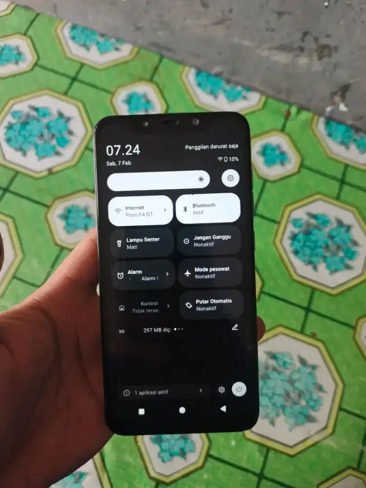 POCO F1 6/128 Costum Rom Arrow
