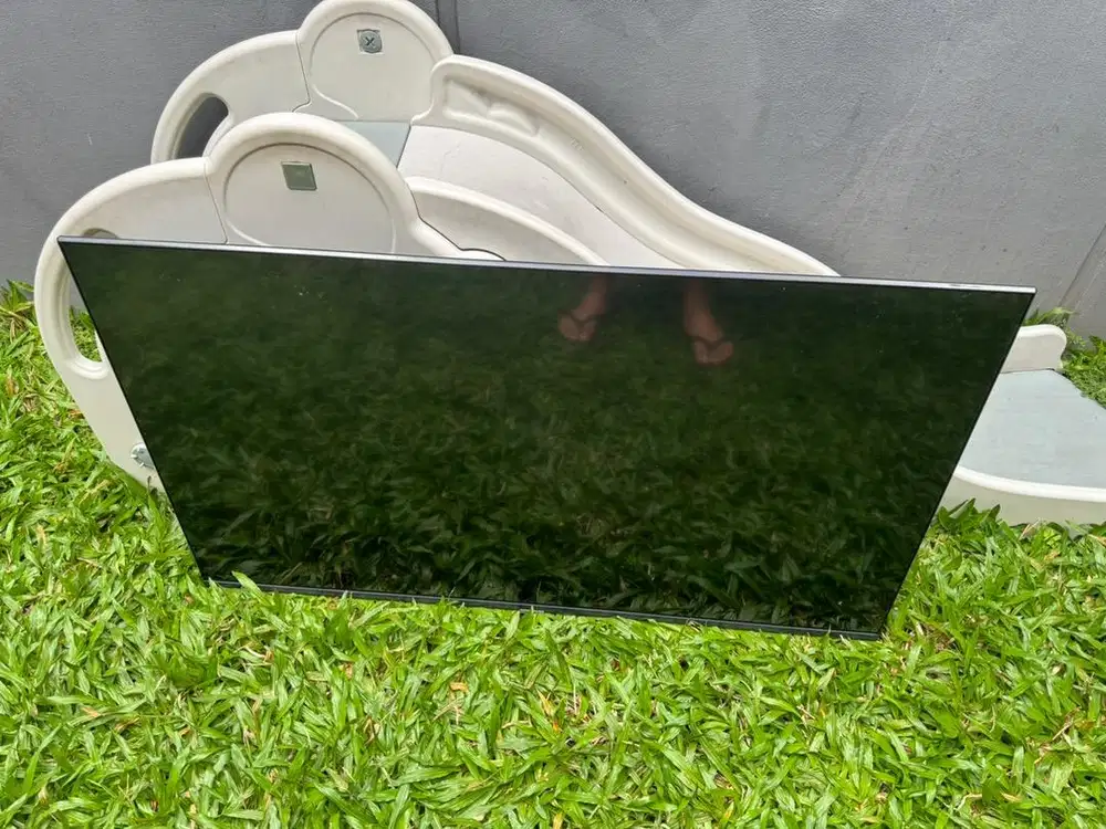 Rusak TV LED Samsung 50 inch UA50AU7002