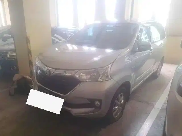 LOW DP Toyota Avanza 1.3 G Bensin-AT 2017 SOT