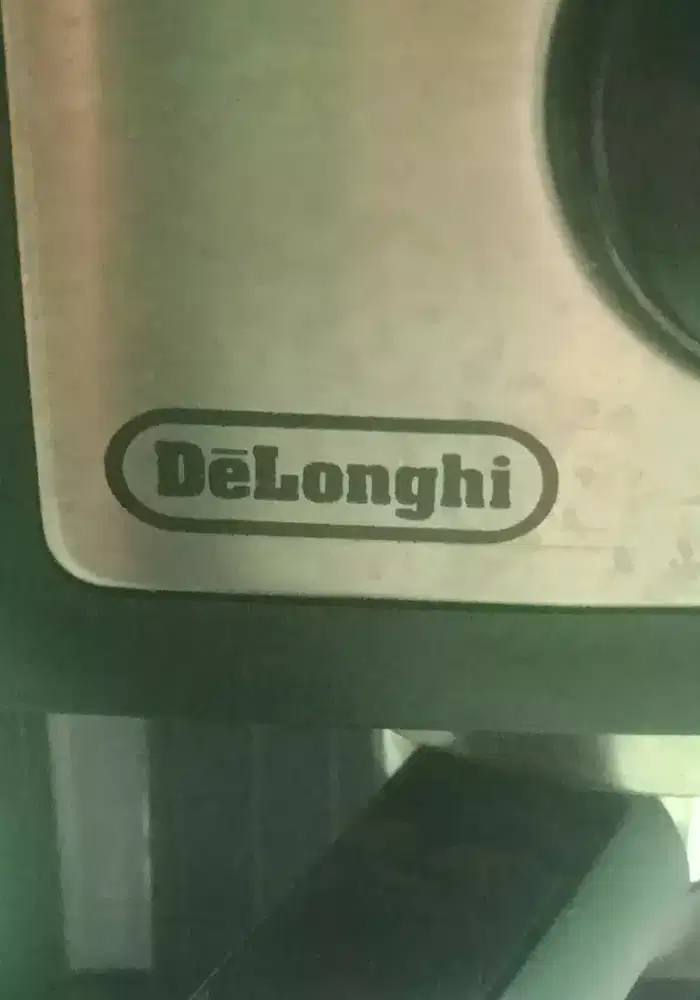 Coffee maker Delonghi.