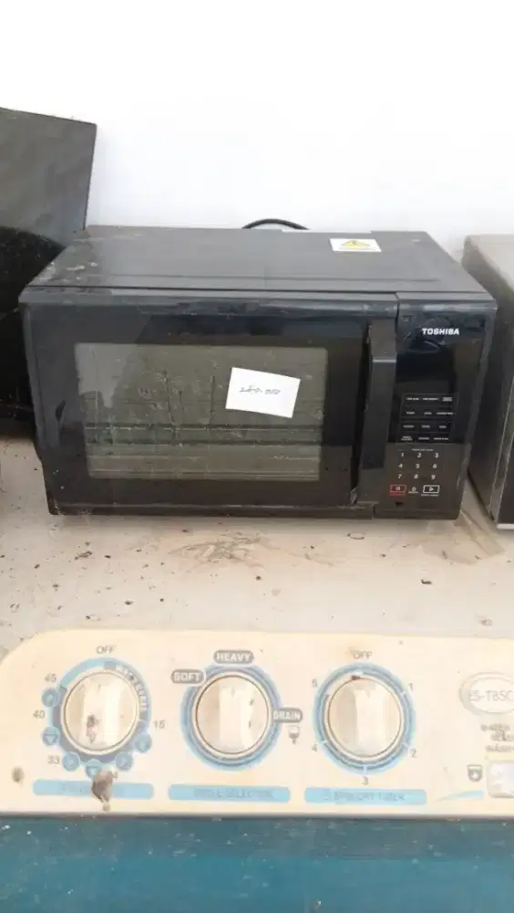 Toshiba Microwave Oven MM-EM24P - kondisi Mati Total( kena banjir)